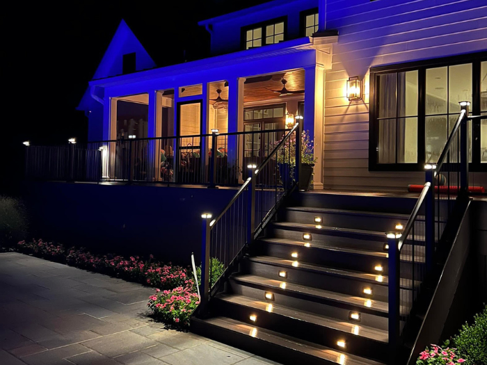 Split stairs deck with gazebo