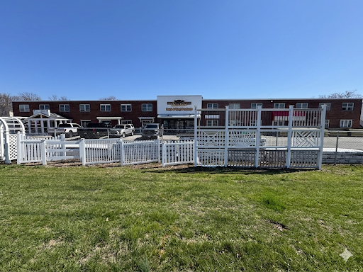 Creative Deck & Vinyl showroom exterior