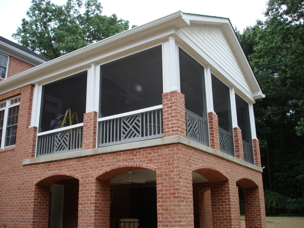 Screen Room with Post and Beam Construction